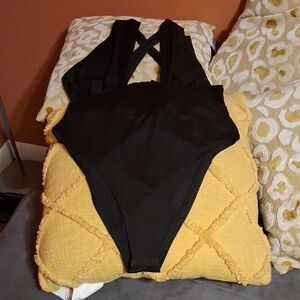 SHEIN Black Bodysuit